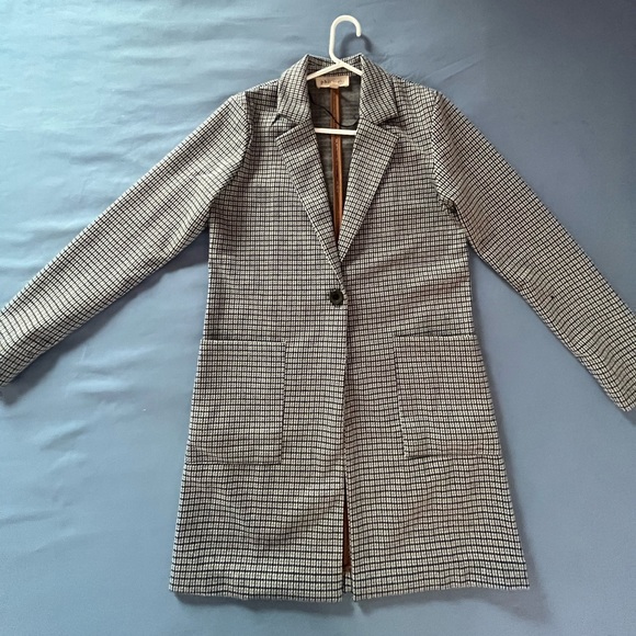 Philosophy, small, Mid length blazer, with single button and two front pockets - Picture 2 of 7